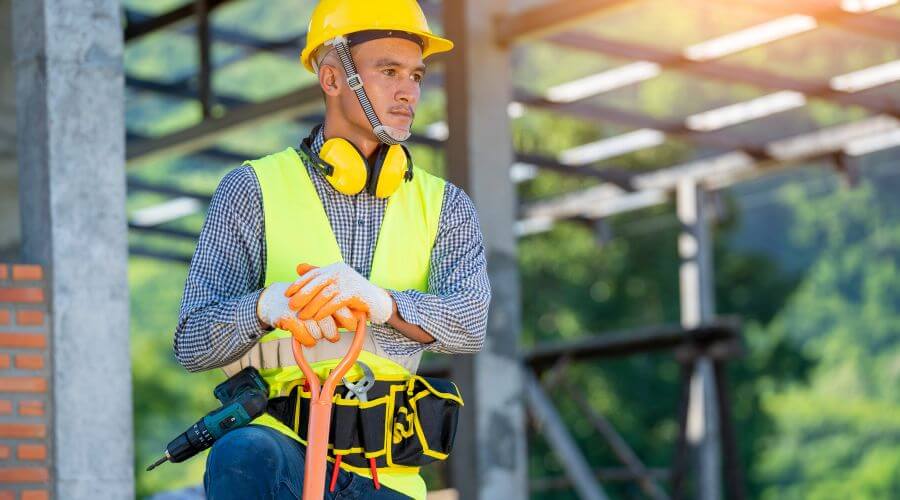Professional gutter cleaning in Fairfax, IA